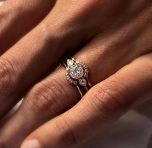 Load image into Gallery viewer, The Solange