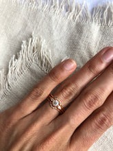 Load image into Gallery viewer, The Solange