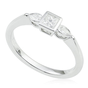 The Merindah Ring | Diamond