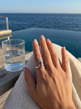 Load image into Gallery viewer, Grey Nurse Shark Ring